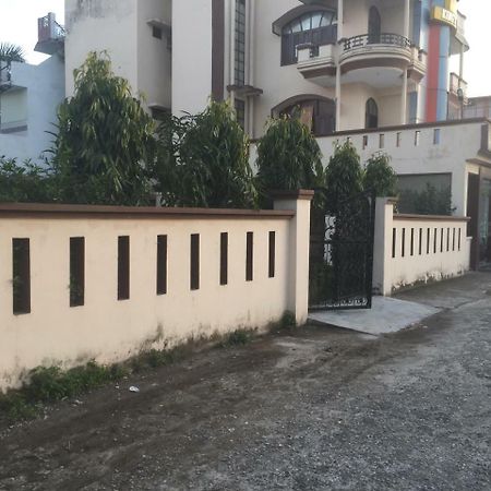 Hotel Kings Inn Haridwār Zewnętrze zdjęcie