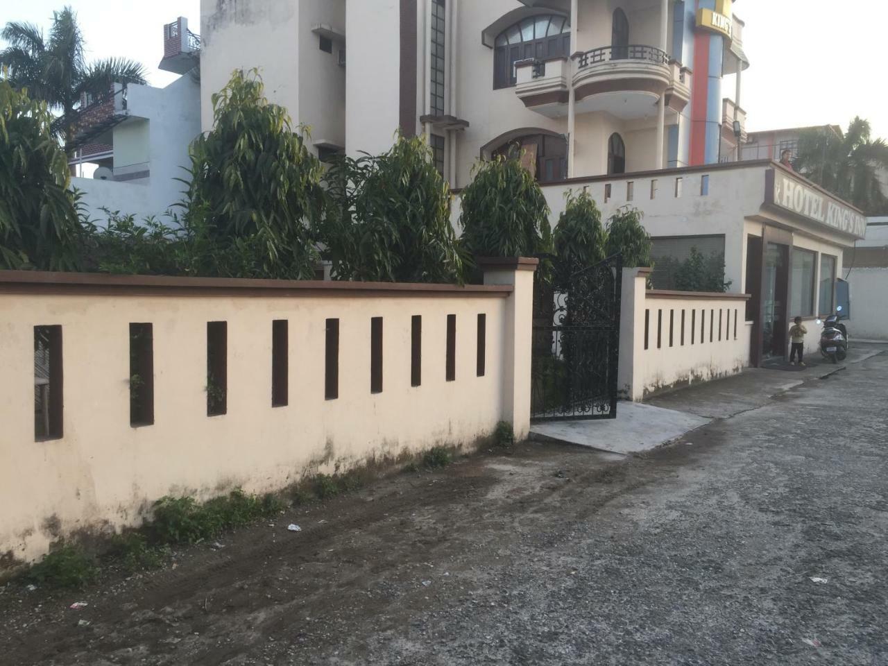 Hotel Kings Inn Haridwār Zewnętrze zdjęcie