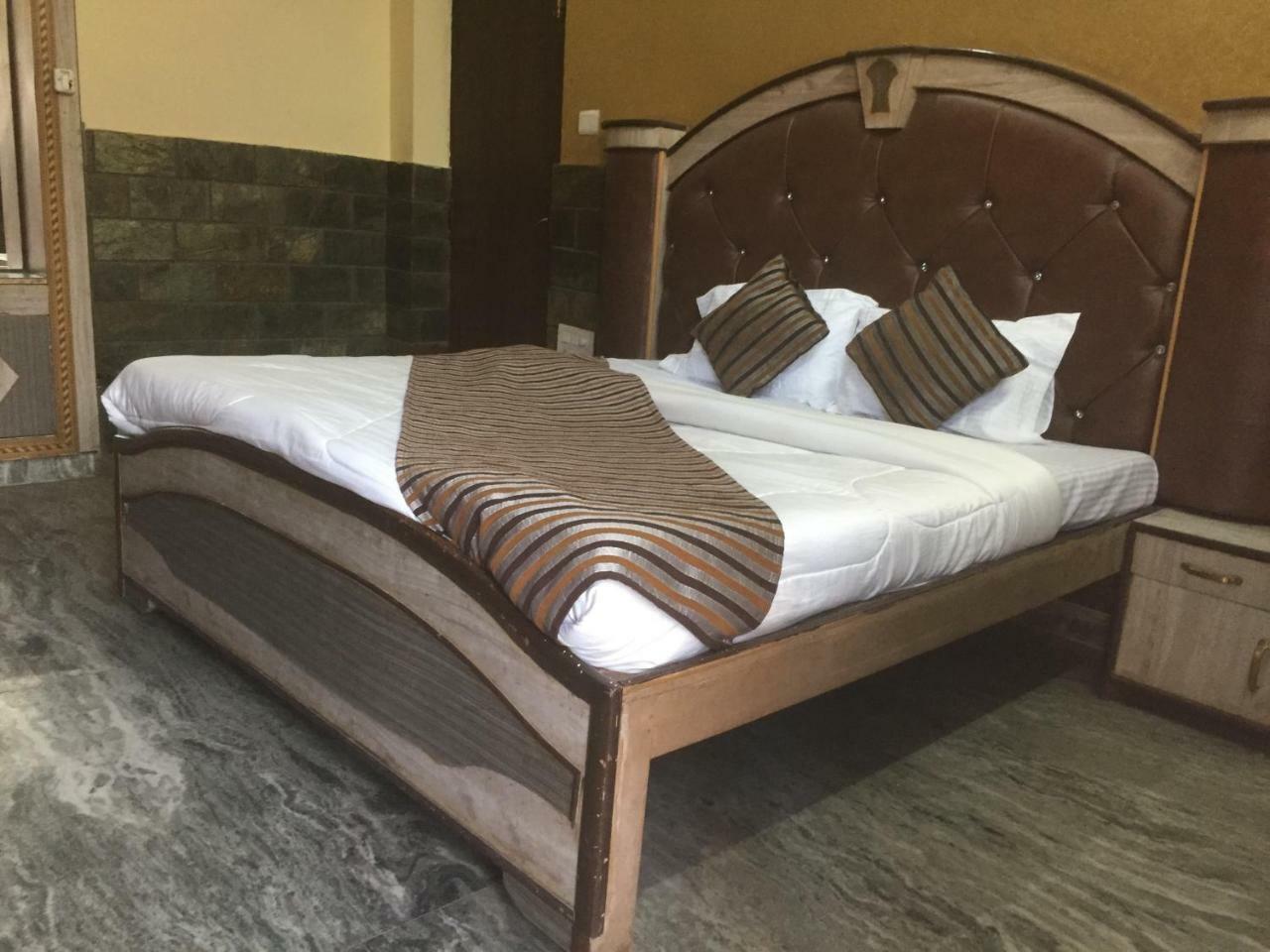 Hotel Kings Inn Haridwār Zewnętrze zdjęcie